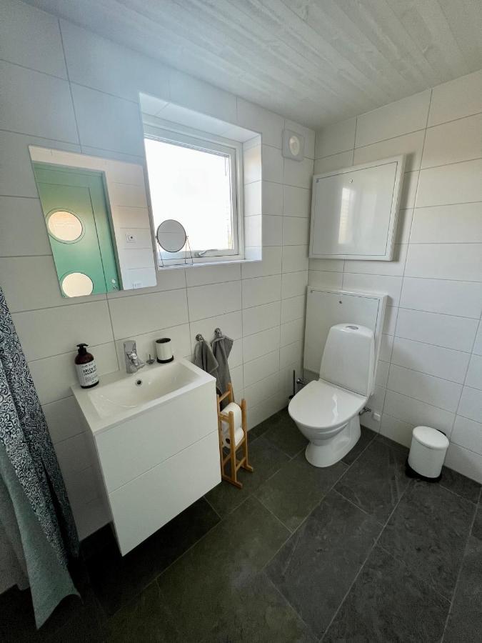 Stenkustens Hamn Borgholm Bagian luar foto